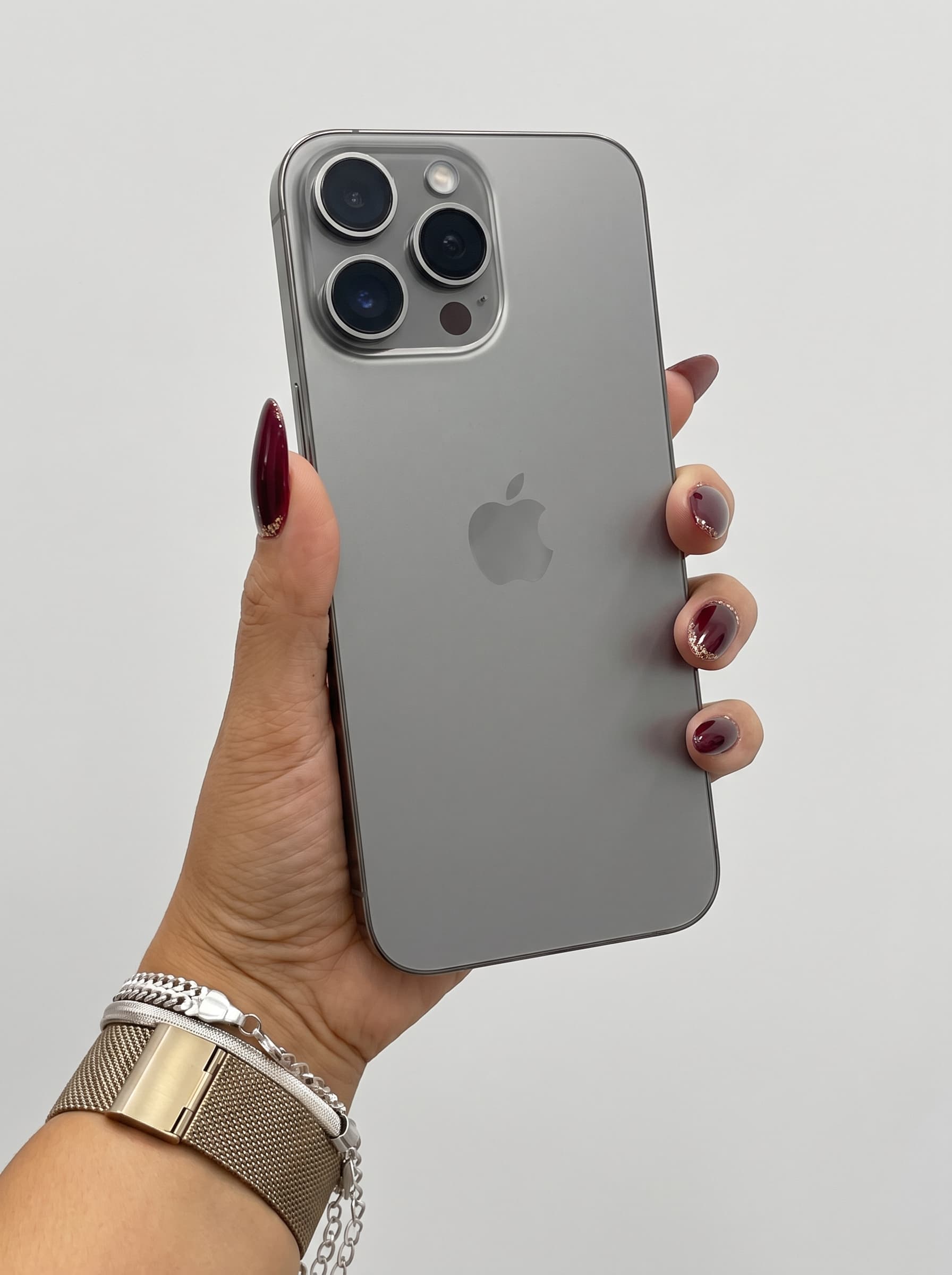 Apple iPhone 16 Pro Natural